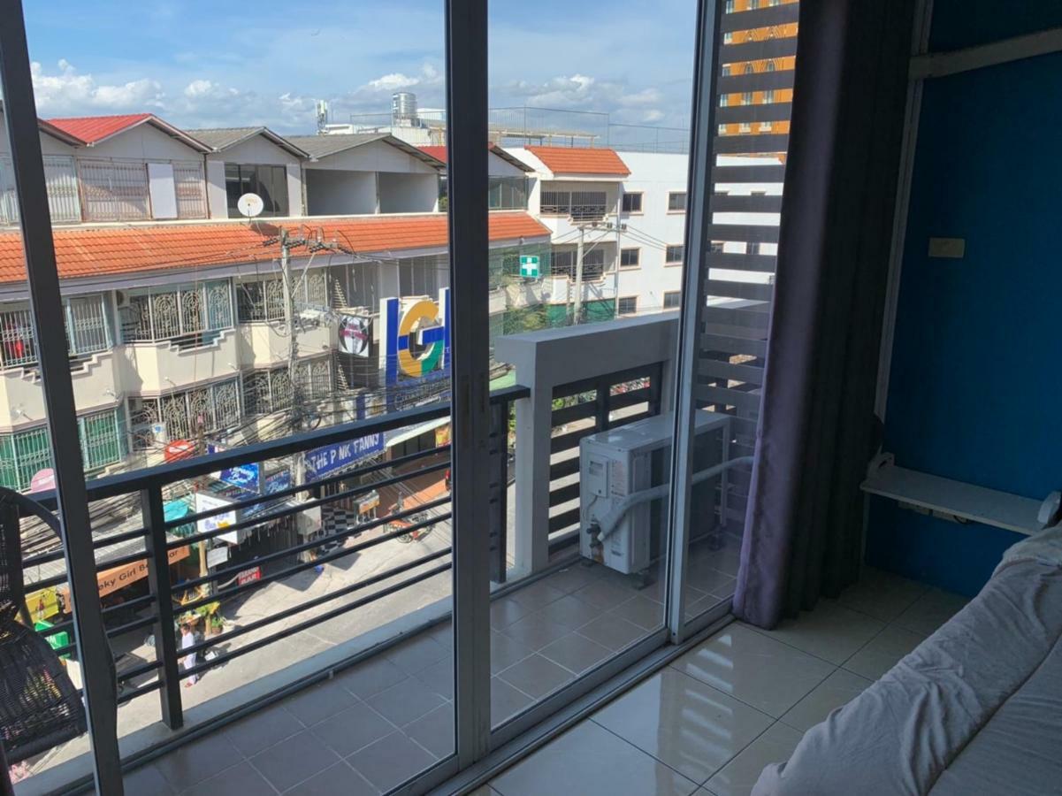 Retox Hotel Pattaya ภายนอก รูปภาพ